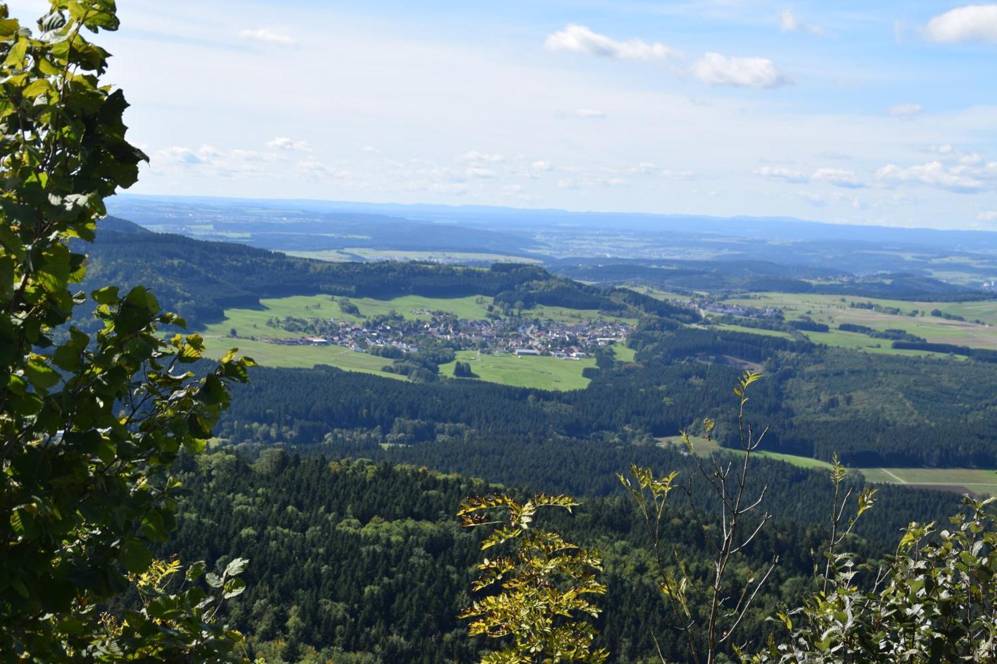 WehingenFewo Mit Tollem Ausblick Auf Der Schwaebischen Alb.アパートメント エクステリア 写真